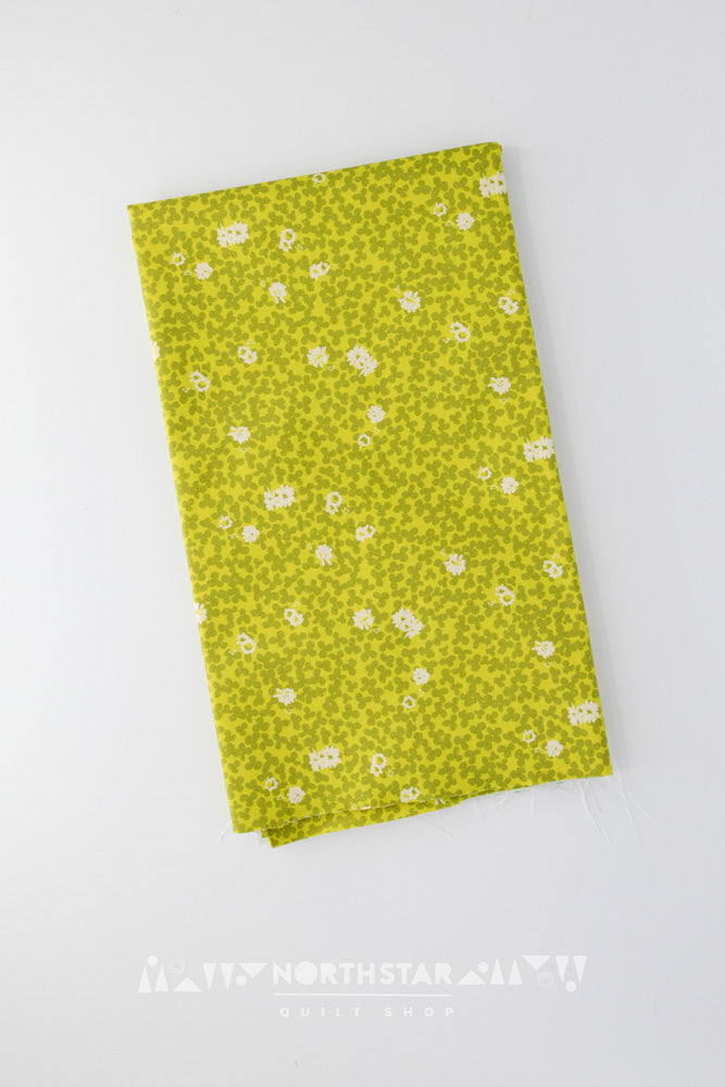 Clover in Spring Green | Wax and Wane Studio Quilting Cotton Yardage