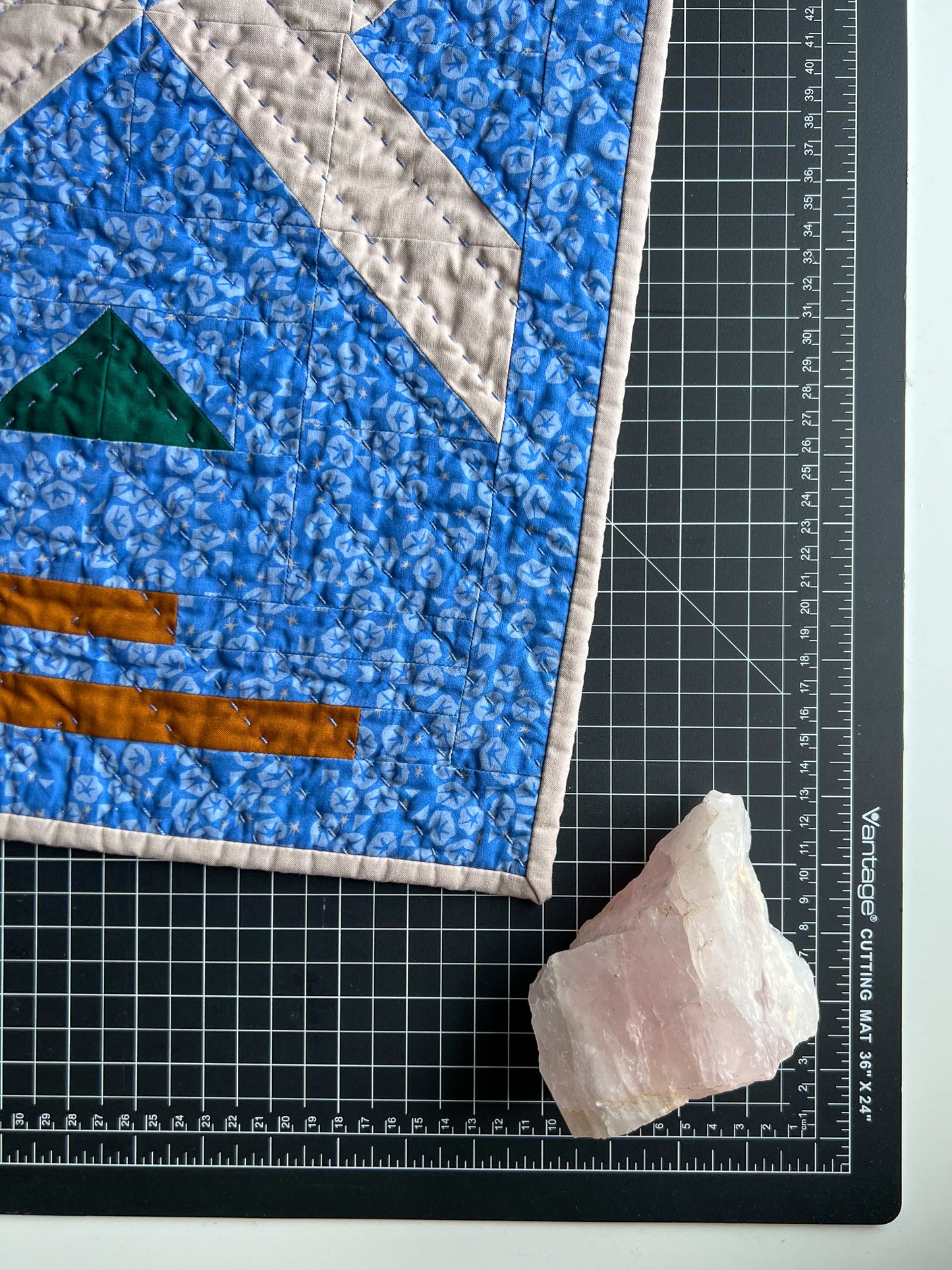 Vase (Grief) | PDF Download Mini Quilt Pattern